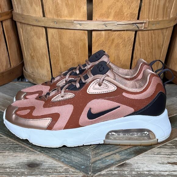 Nike Air Max 200 Holiday Sparkle Metallic Red Bronze Sneakers Womens Size 7 - Picture 2 of 11